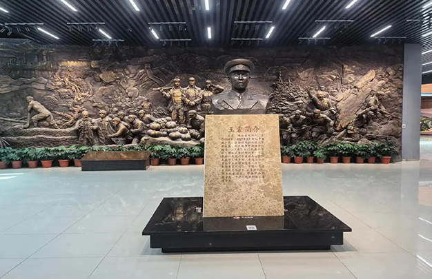 /uploads/image/2025/10/21/0abdb2dbea533107ad166a638176bb56.jpg 4.jpg