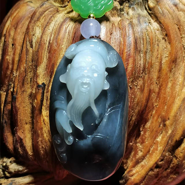 /uploads/image/2025/10/30/cd3b0020b455bde5076568ae4d7cc074.jpg 和田青花墨玉财神挂件600-3.jpg