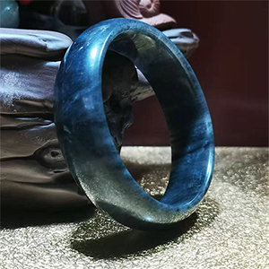 和田墨玉籽料手镯